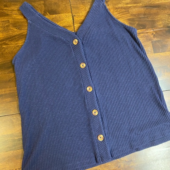 Ava & Viv Tops - Ava & Viv Navy Button Up Tank Top size X